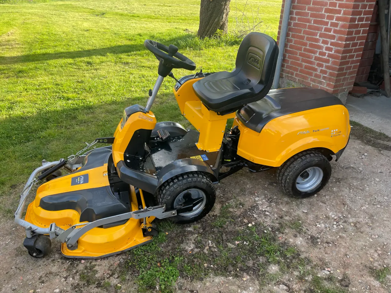 Billede 1 - Stiga Park 416 PVM havetraktor