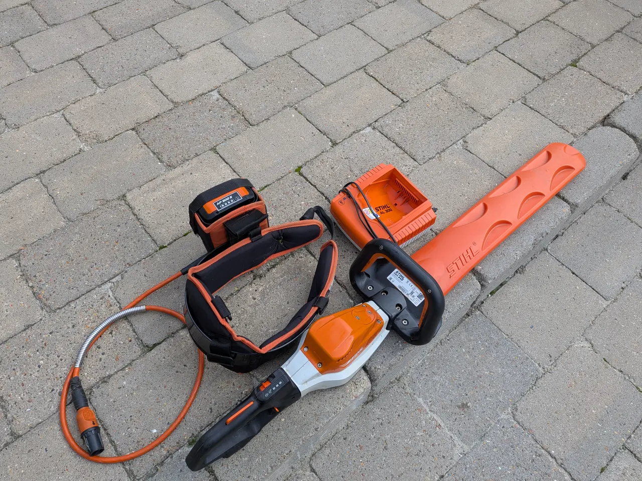 Billede 3 - Batteri hækklipper Stihl HSA 94R