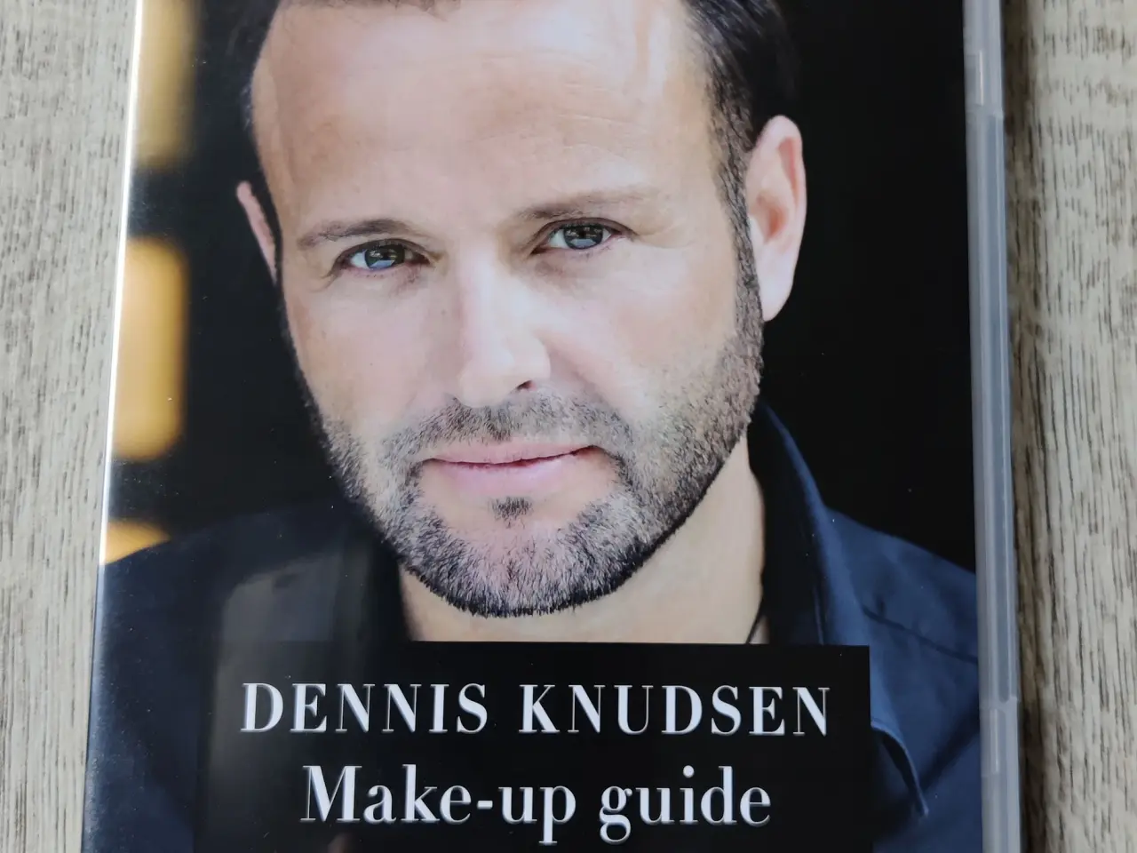 Billede 2 - DVD Dennis Knudsen Make-up guide *NY*