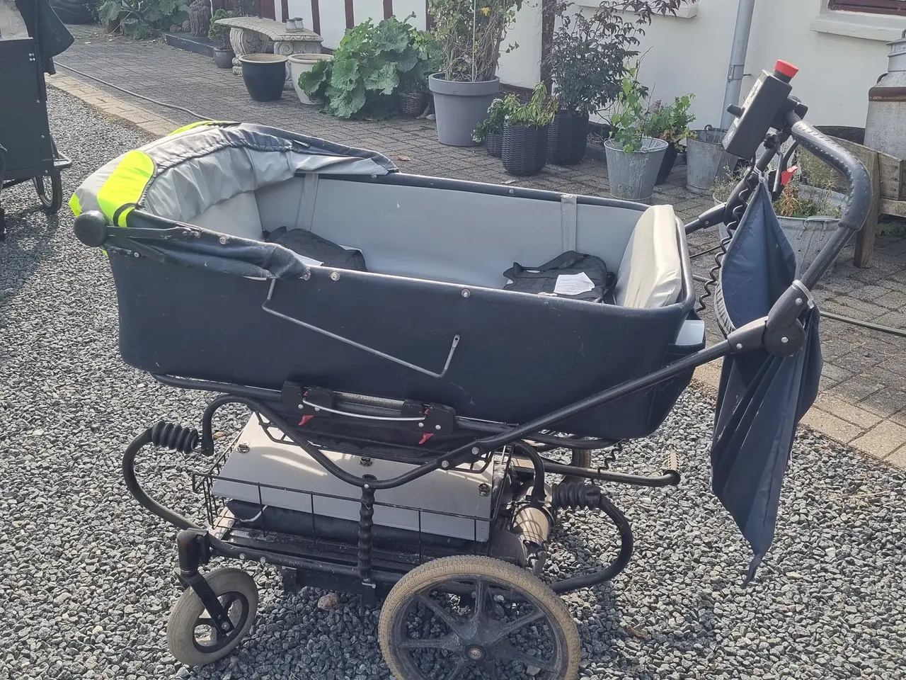 Billede 4 - Tvillinge barnevogn med motor