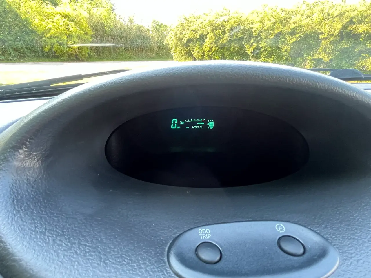 Billede 10 - Toyota Yaris 1,3 årgang 2002benzin kM 129.900