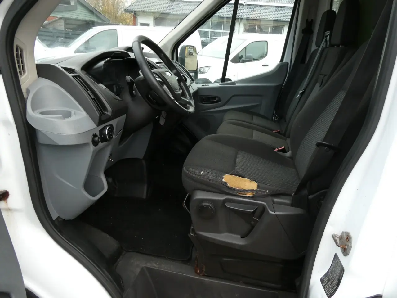 Billede 4 - Ford Transit 470 L4 Chassis 2,2 TDCi 155 Trend Db.Kab Ladvogn m/tip