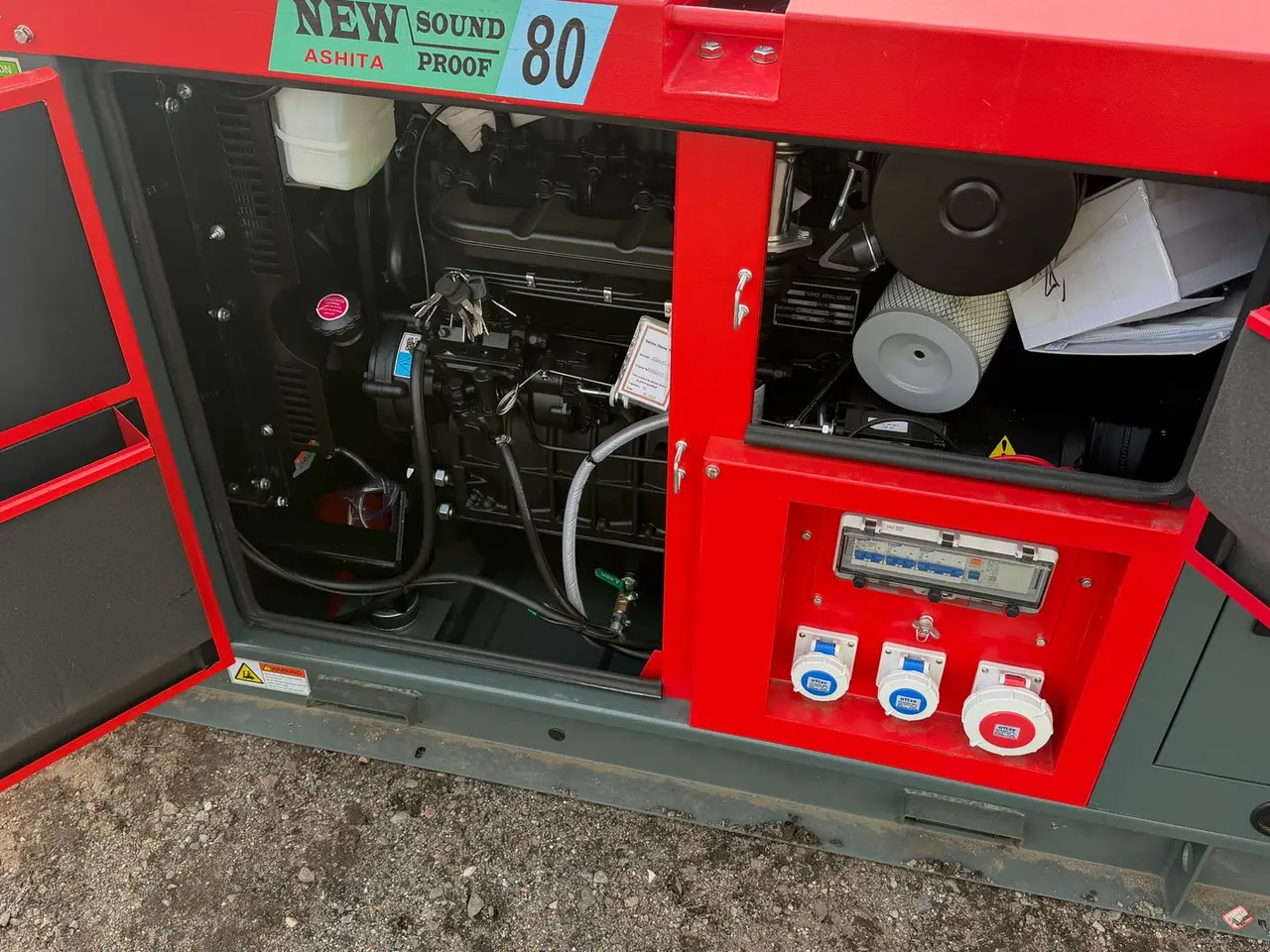 Billede 5 - Ashita AG3-80 Næsten ny 80 KVA Generator