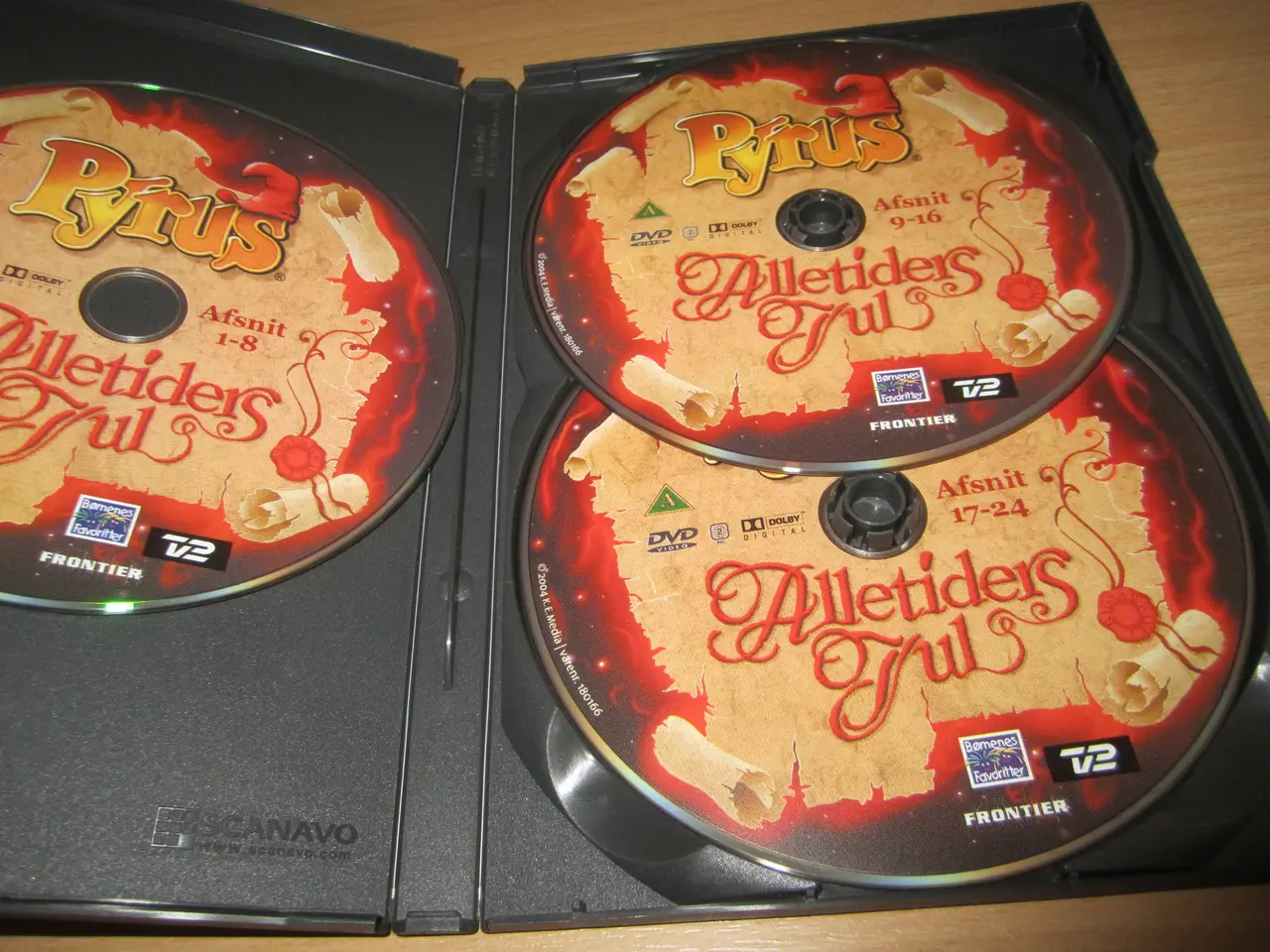 Billede 2 - PYRUS. ALLETIDERS JUL. Julekalender.