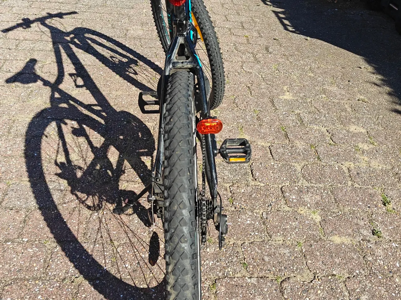 Billede 3 - Drengecykel MTB 27 tommer