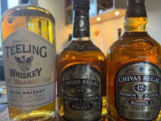 Whiskey Chivas og Teeling