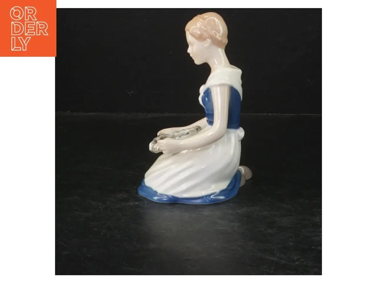 Billede 4 - Porcelæn figur fra B&G (str. 14 cm)