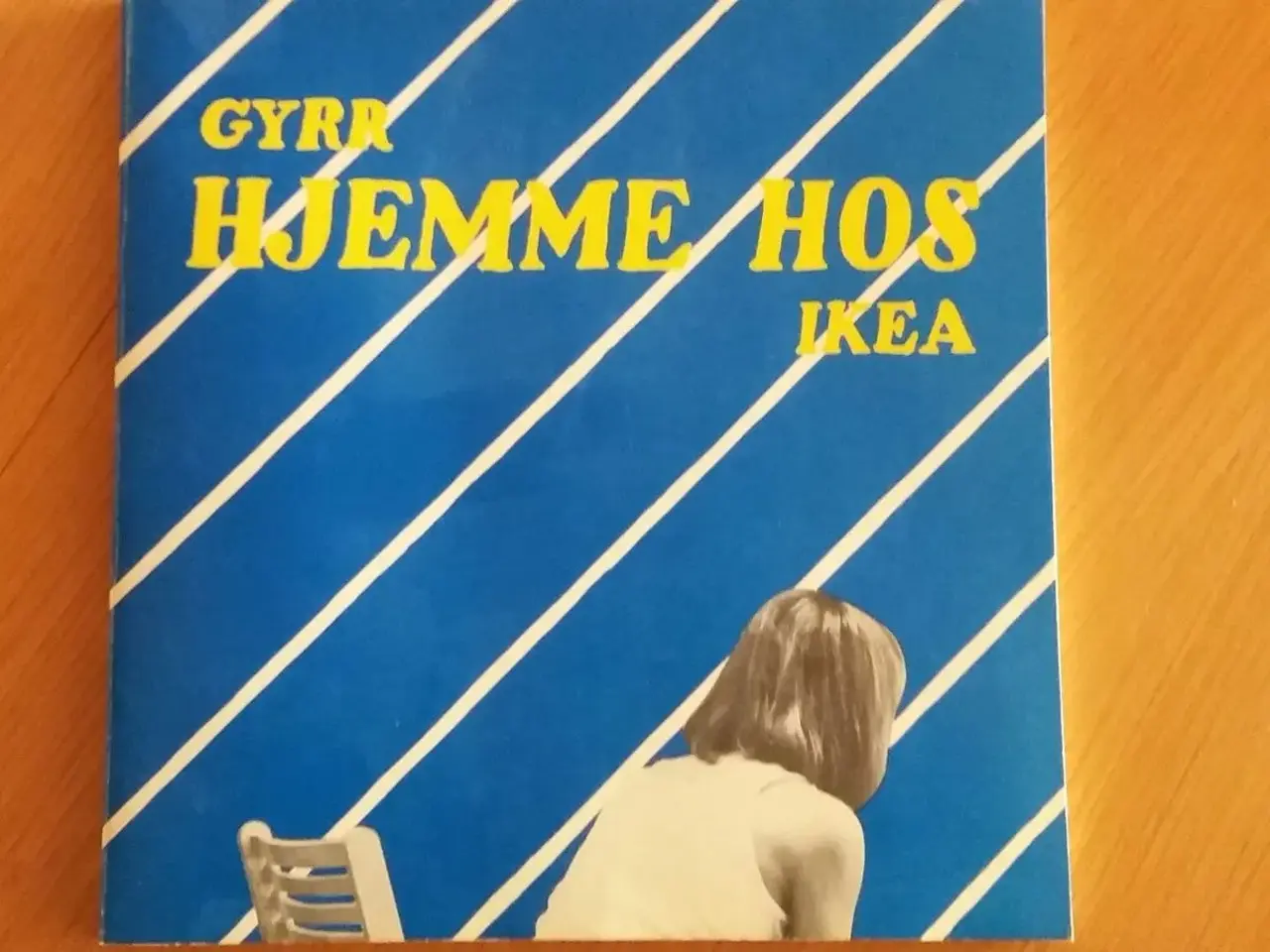 Billede 1 - GYRR Hjemme hos IKEA med kunsttryk