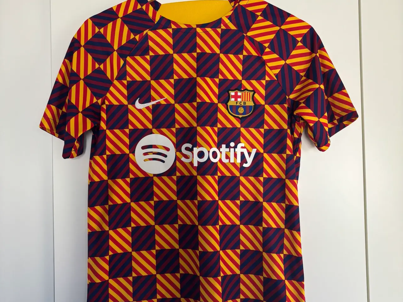 Billede 1 - FC Barcelona Prematch Opvarmningstrøje