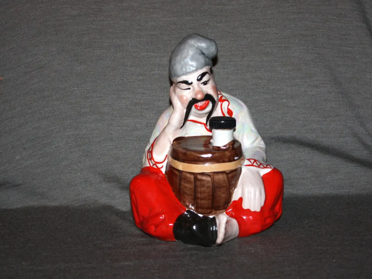 Billede 1 - Vintage USSR porcelæn karaffel Ukrainsk Cossack