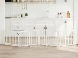 Hundelåge med dør - 4 paneler, 320 cm, foldbar, massivt gran, hvid