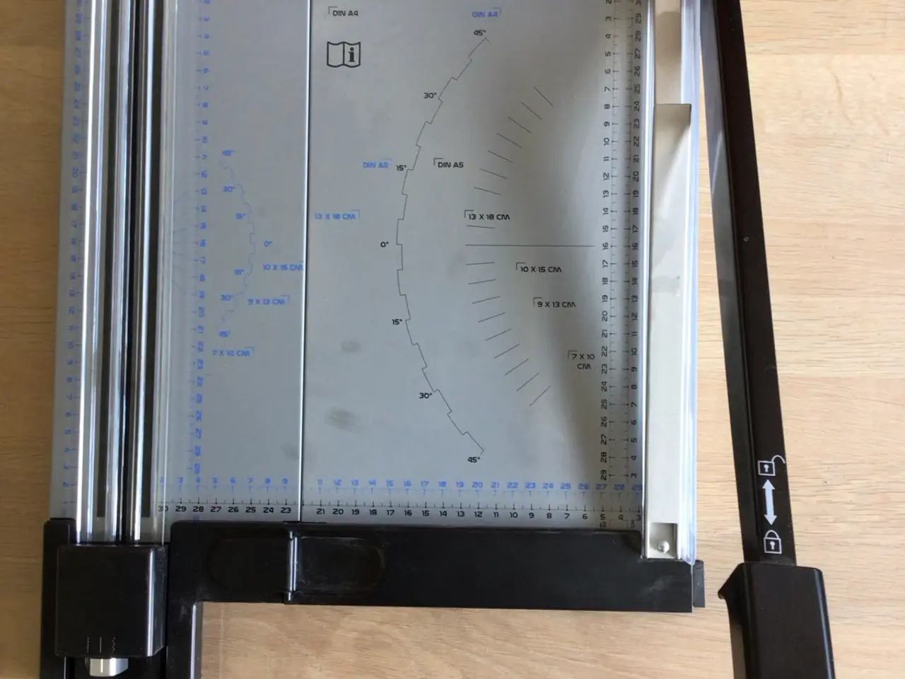 Billede 1 - 2 i 1 Rulleskærer og guillotine- skær 320 mm