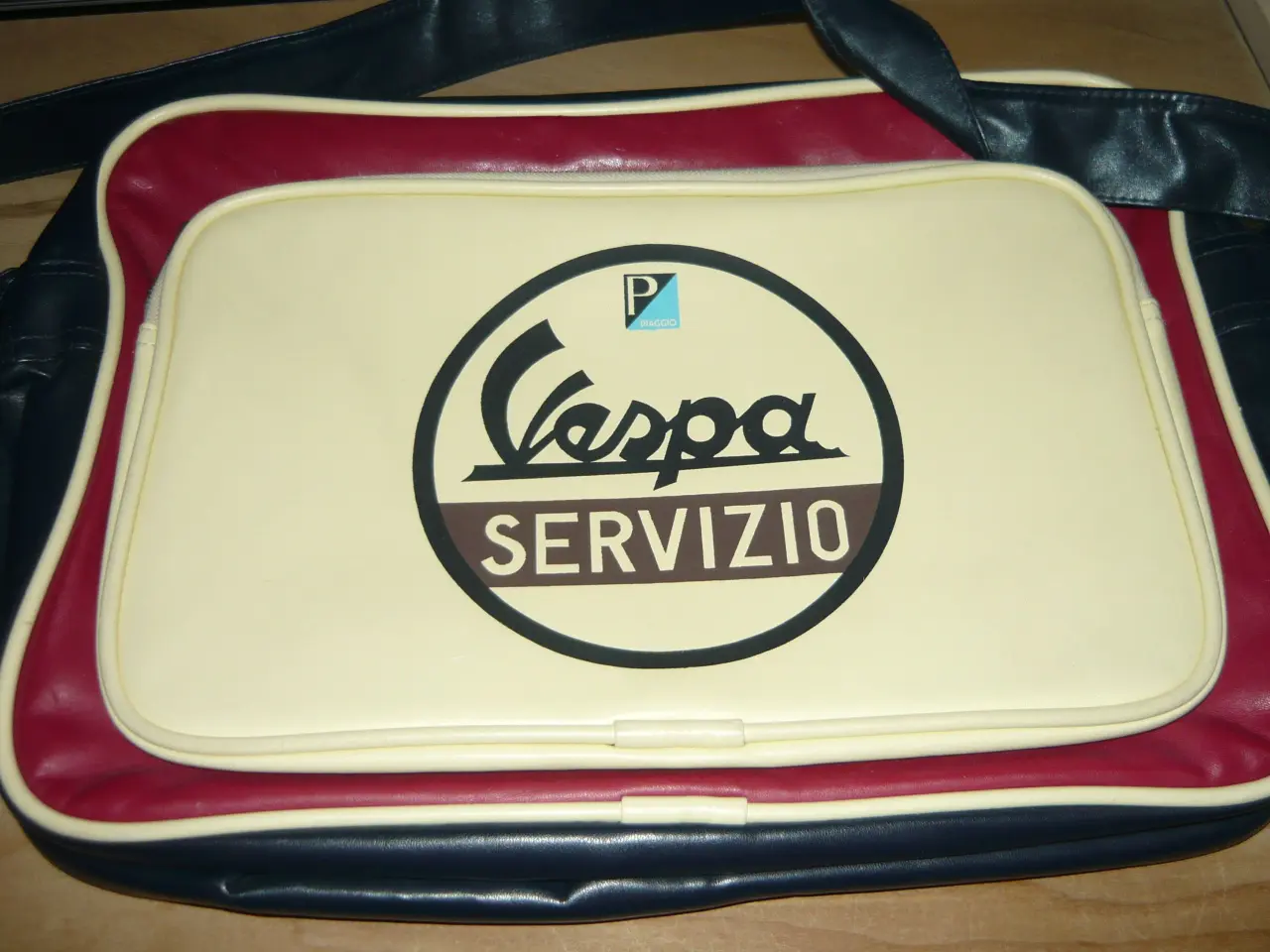 Billede 1 - ORIGINAL "Vespa" Skuldertaske