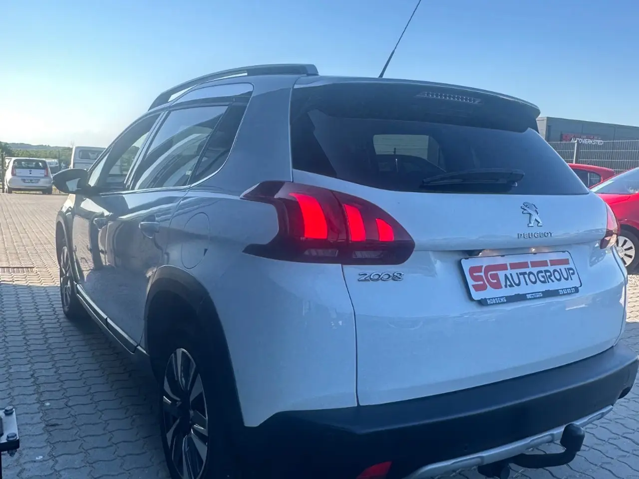 Billede 5 - Peugeot 2008 1,2 e-THP 110 Allure Sky