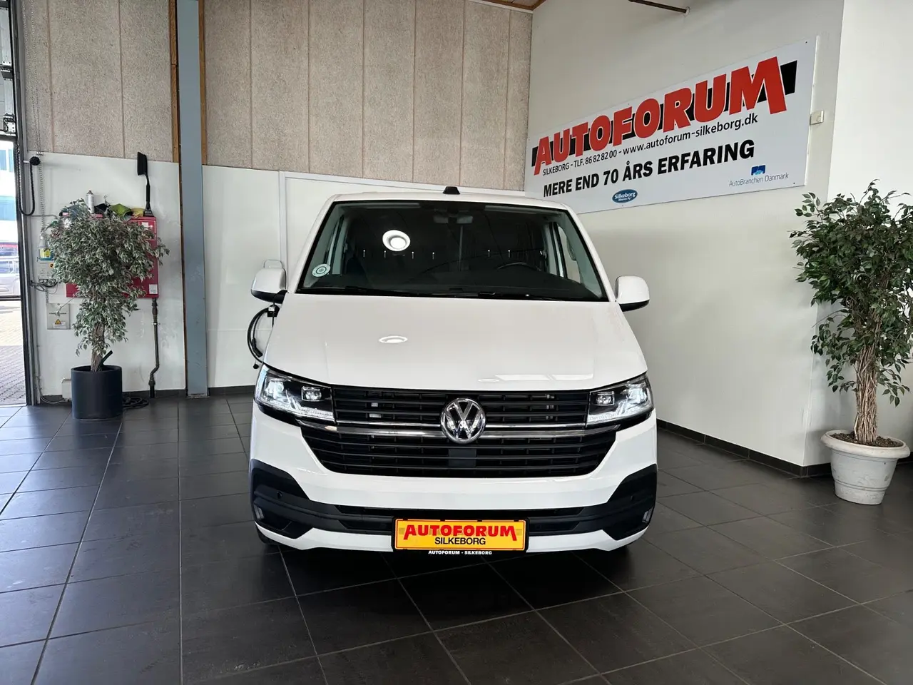 Billede 2 - VW Transporter 2,0 TDi 150 Kassevogn DSG kort