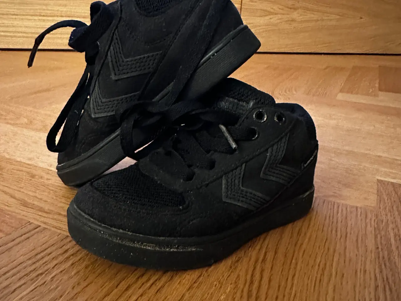 Billede 1 - Hummel sneakers str 27