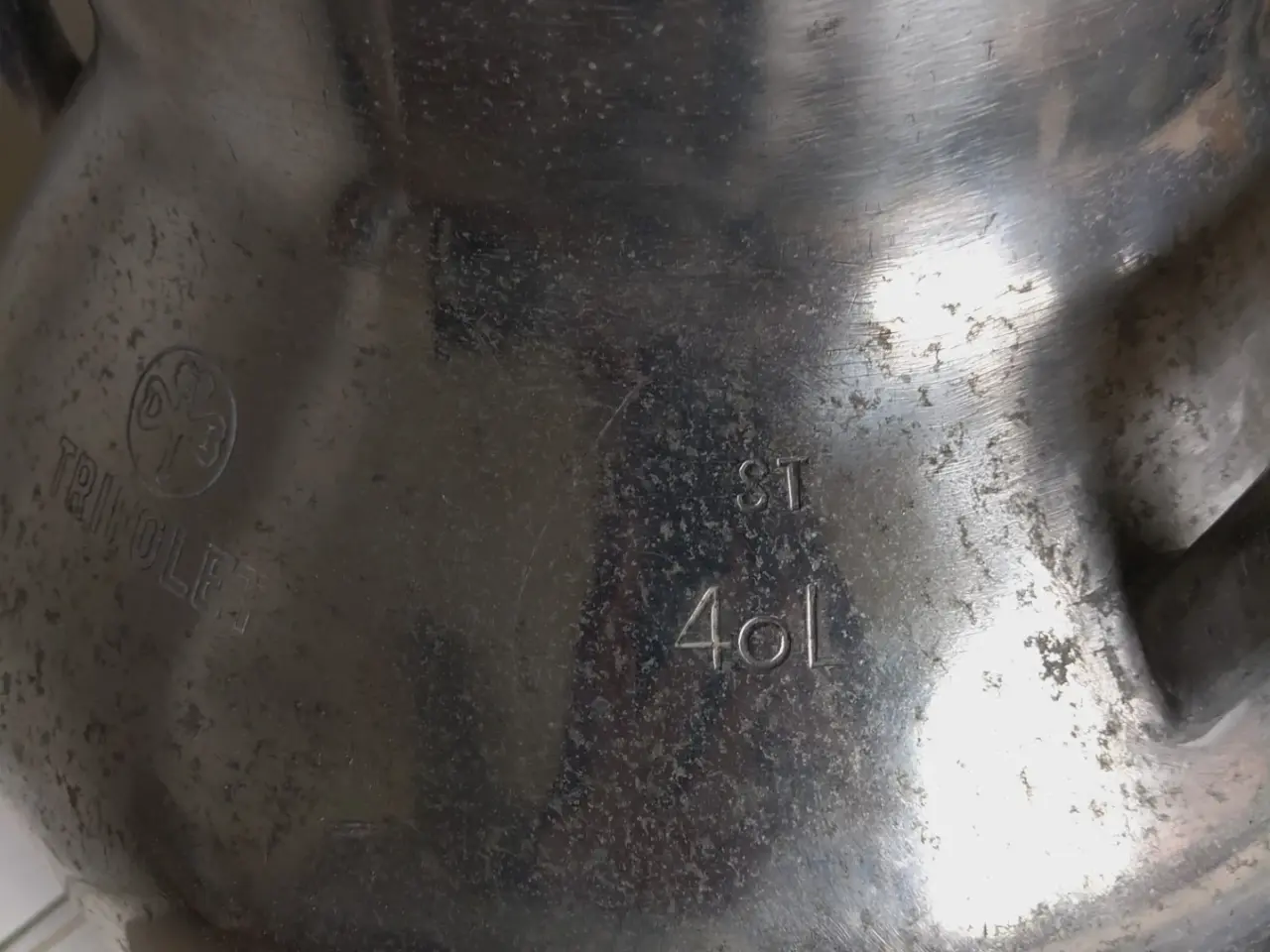 Billede 3 - Mælkejunge 40 liter i metal med låg