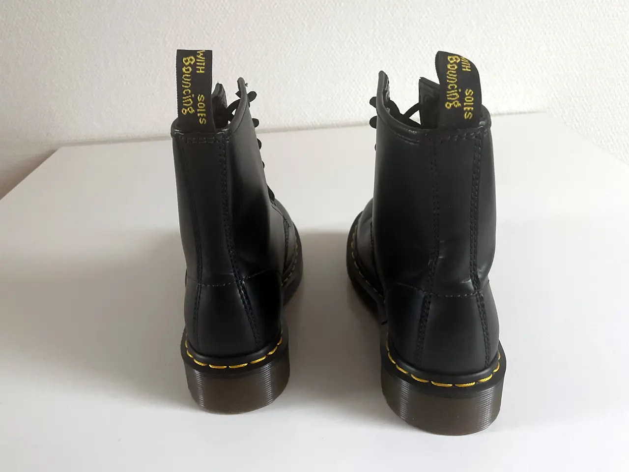 Billede 5 - Nye Dr. Martens 1460 støvler i sort smooth læder