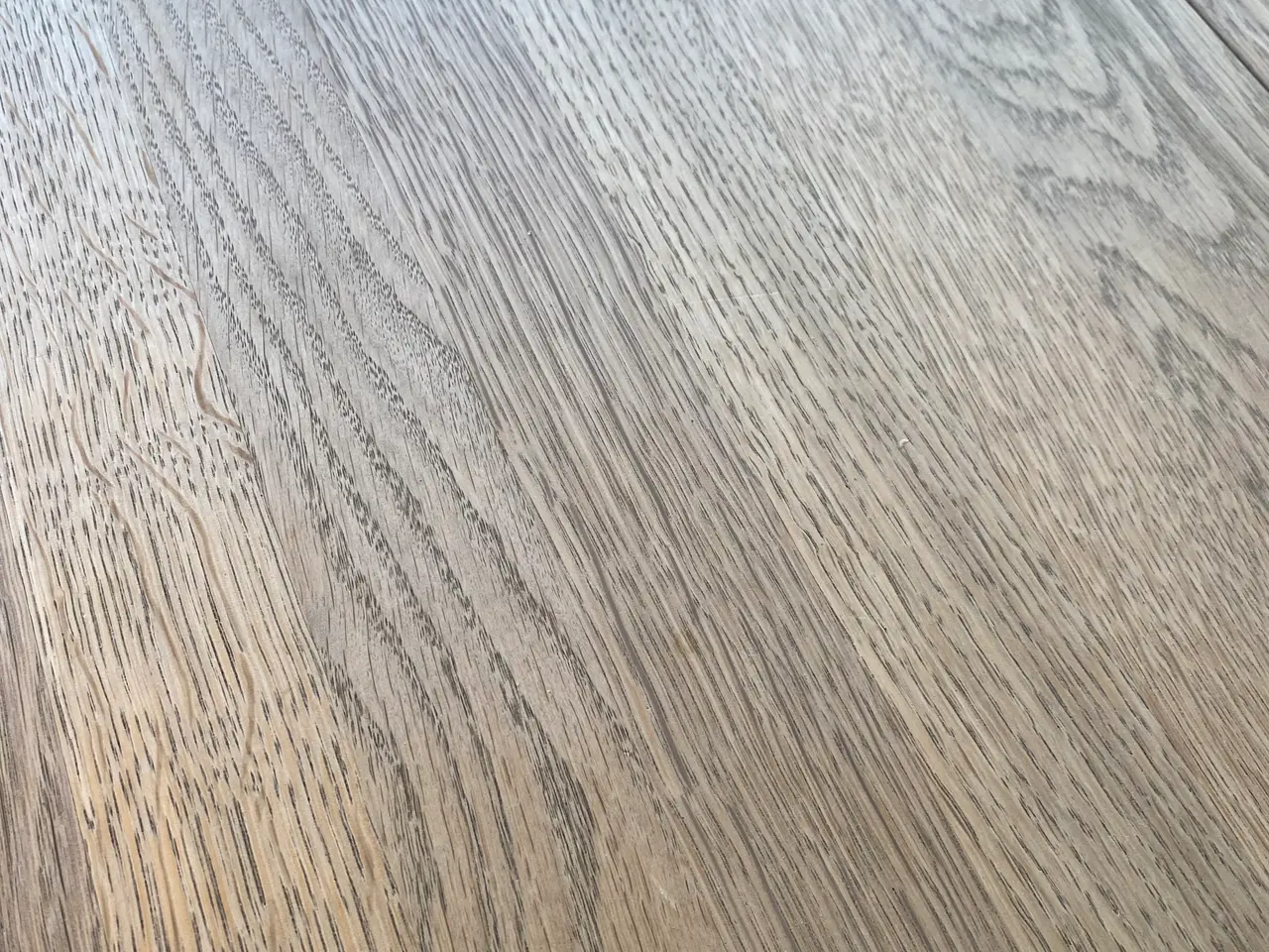 Billede 2 - Spisebord massiv Eg