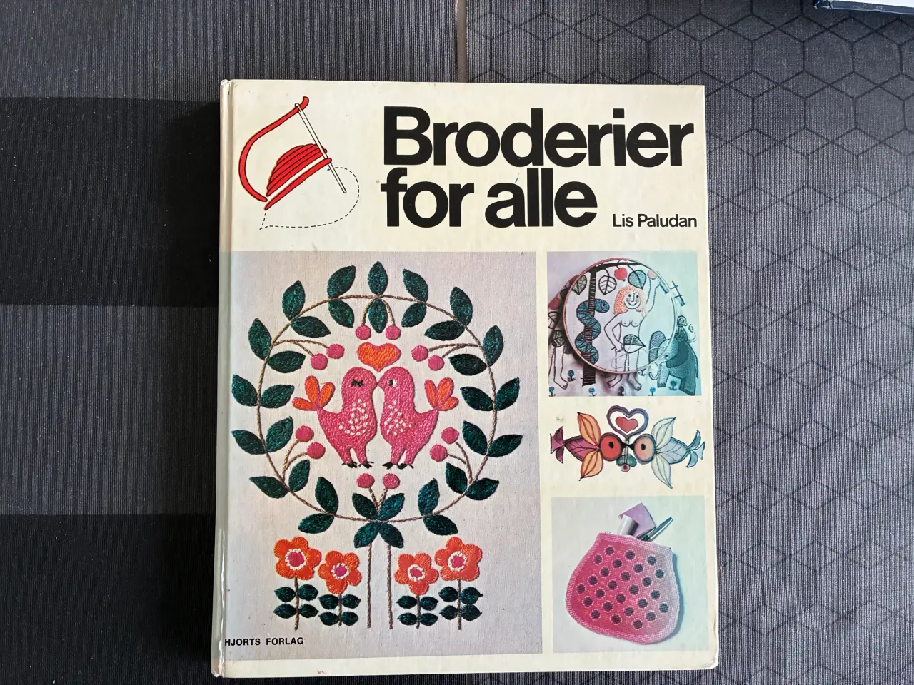 Billede 1 - Broderier for alle af Lis Paludan