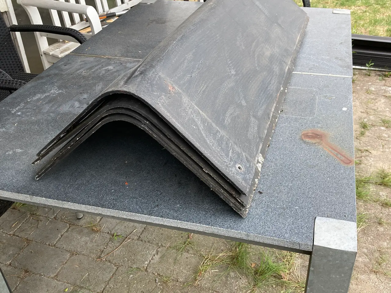 Billede 5 - 4 stk. Vinkelrygninger af eternit