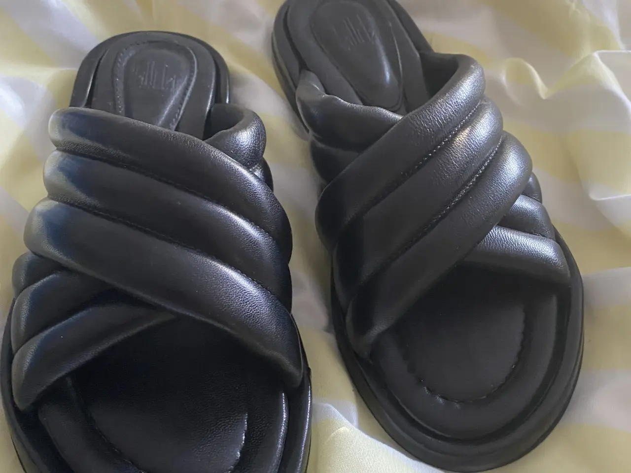 Billede 3 - Fede Billi bi sandaler😍🤗
