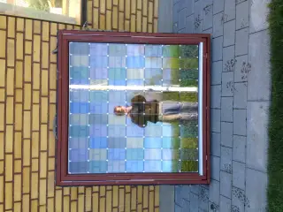 Blyvindue sælges