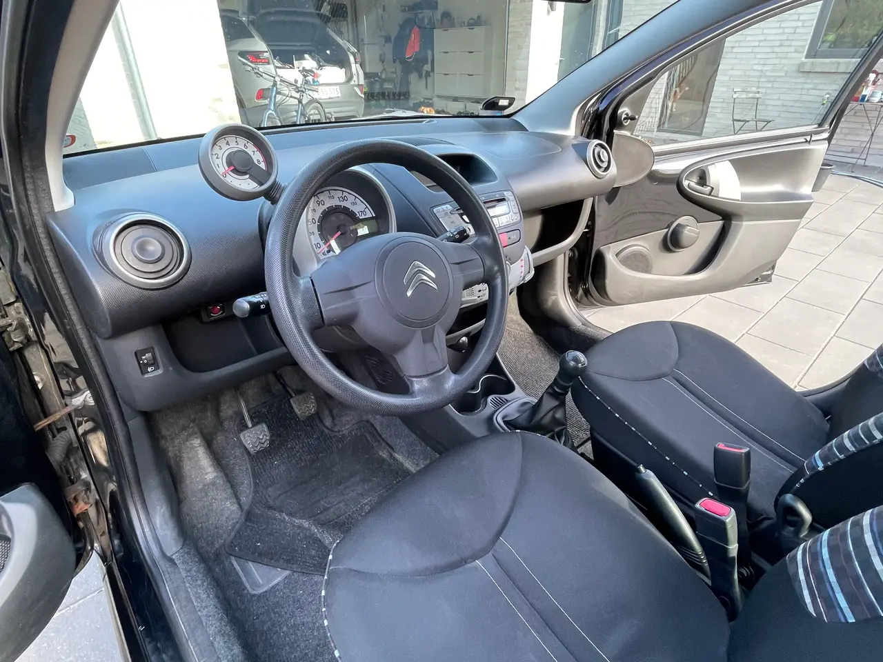 Billede 5 - Velholdt Citroen C1 fra 2012 til GOD pris