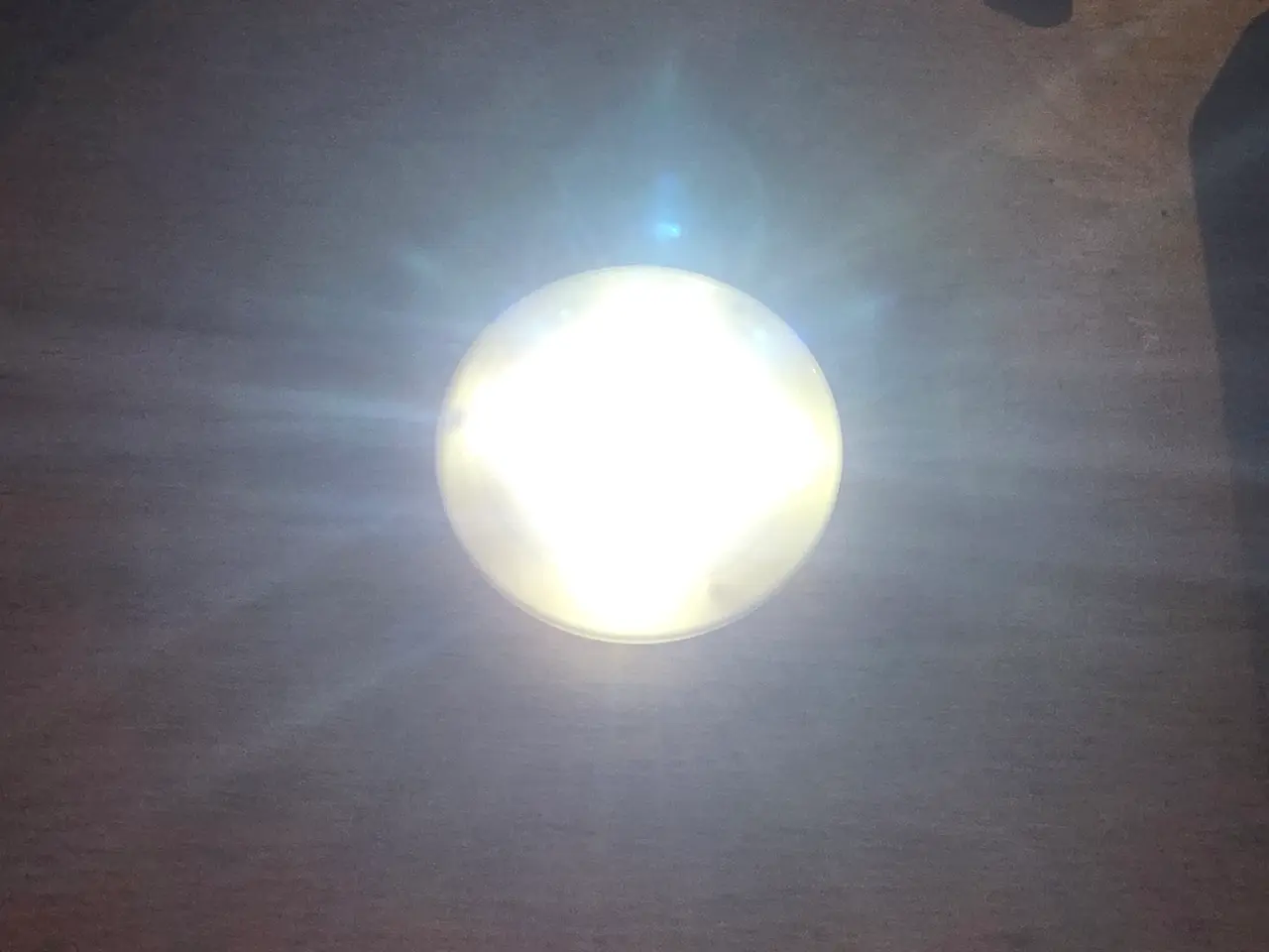 Billede 2 - 5 led tryk lampe