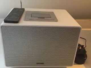 Docking station