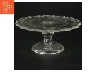 Glastallerken på fod (str. H. 7,5 cm. ø. 17 cm)
