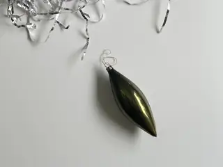 Grønt dråbeornament