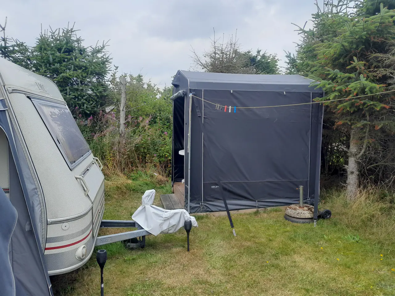 Billede 3 - LMC 510 campingvogn på fast plads