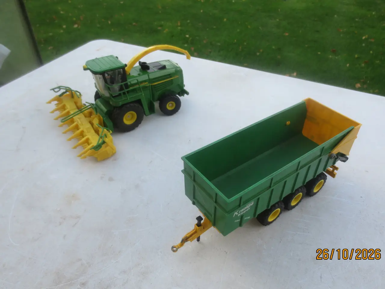 Billede 1 - 1 stk Modeltraktor John Deere 7500 snitter