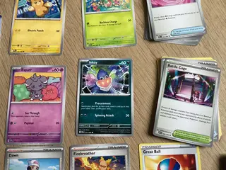 150 Forskellige Pokemon Kort til 100kr.