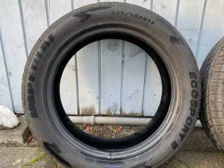 2 stk sommerdæk 225/50ZR17