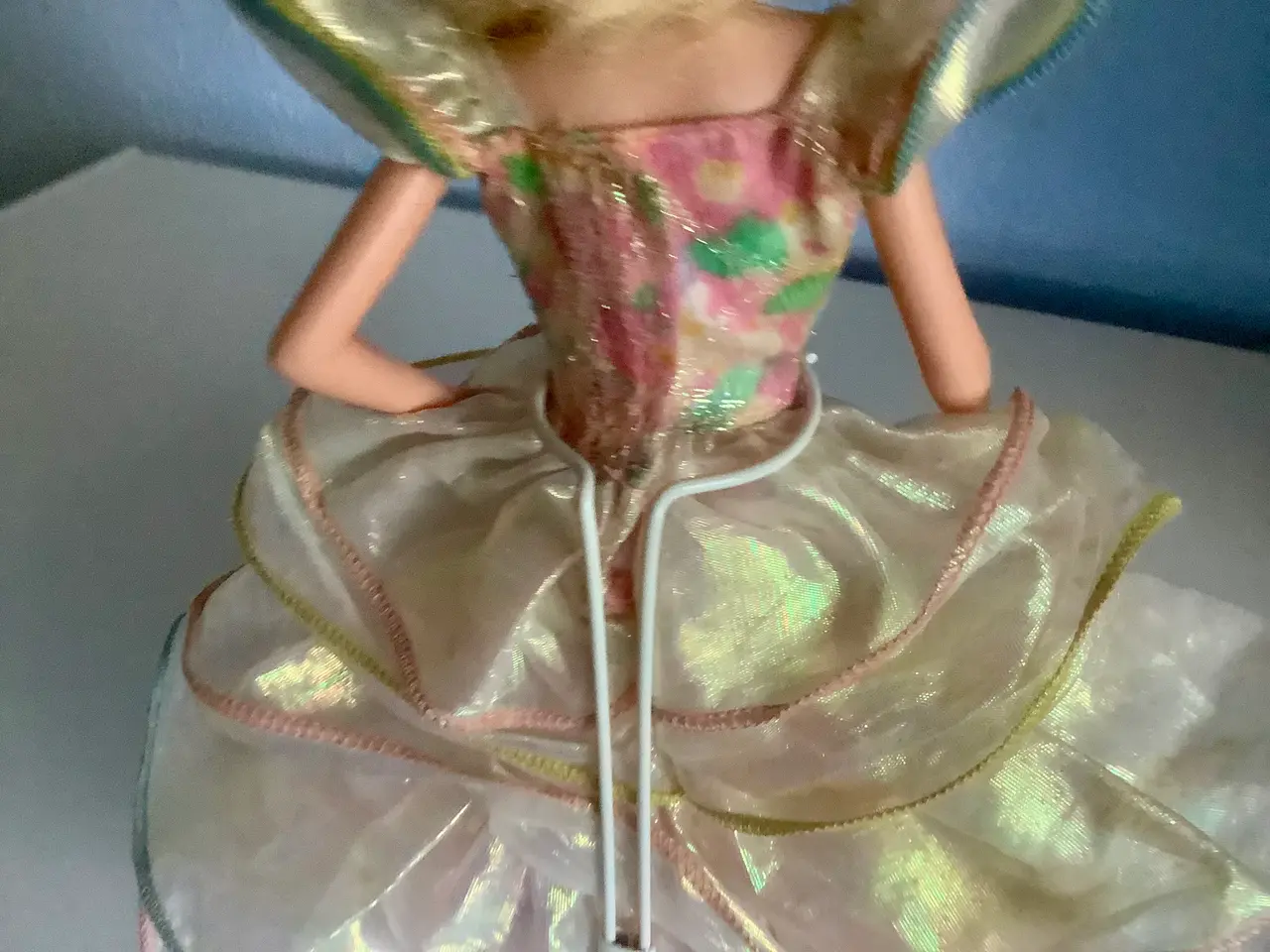 Billede 4 - Genuine Barbie kjole.