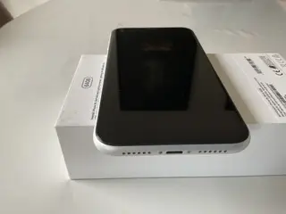 Iphone  XR 64 GB i hvid 