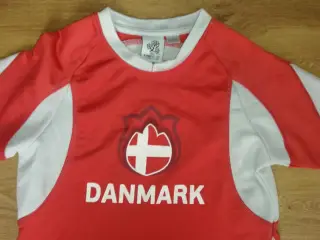 EURO 2012 DANMARK FAN TSHIRT, STR. 10-12 ÅR, FLOT