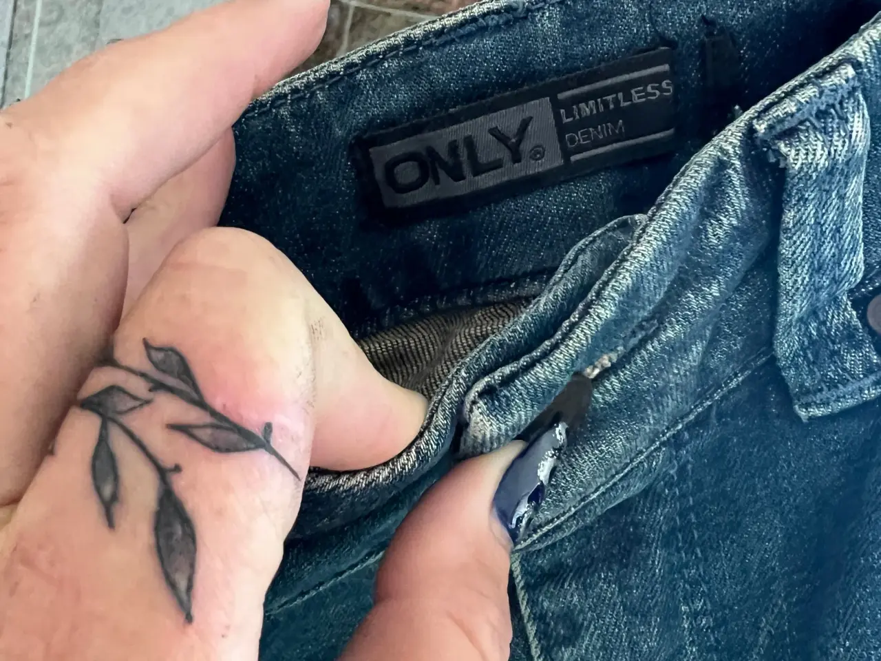 Billede 7 - Lækre Only jeans str L