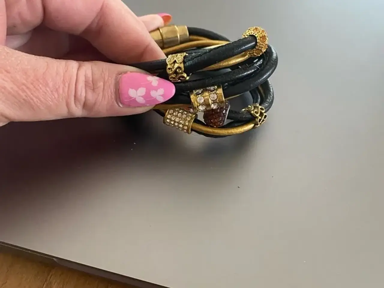 Billede 4 - Flotte armbånd