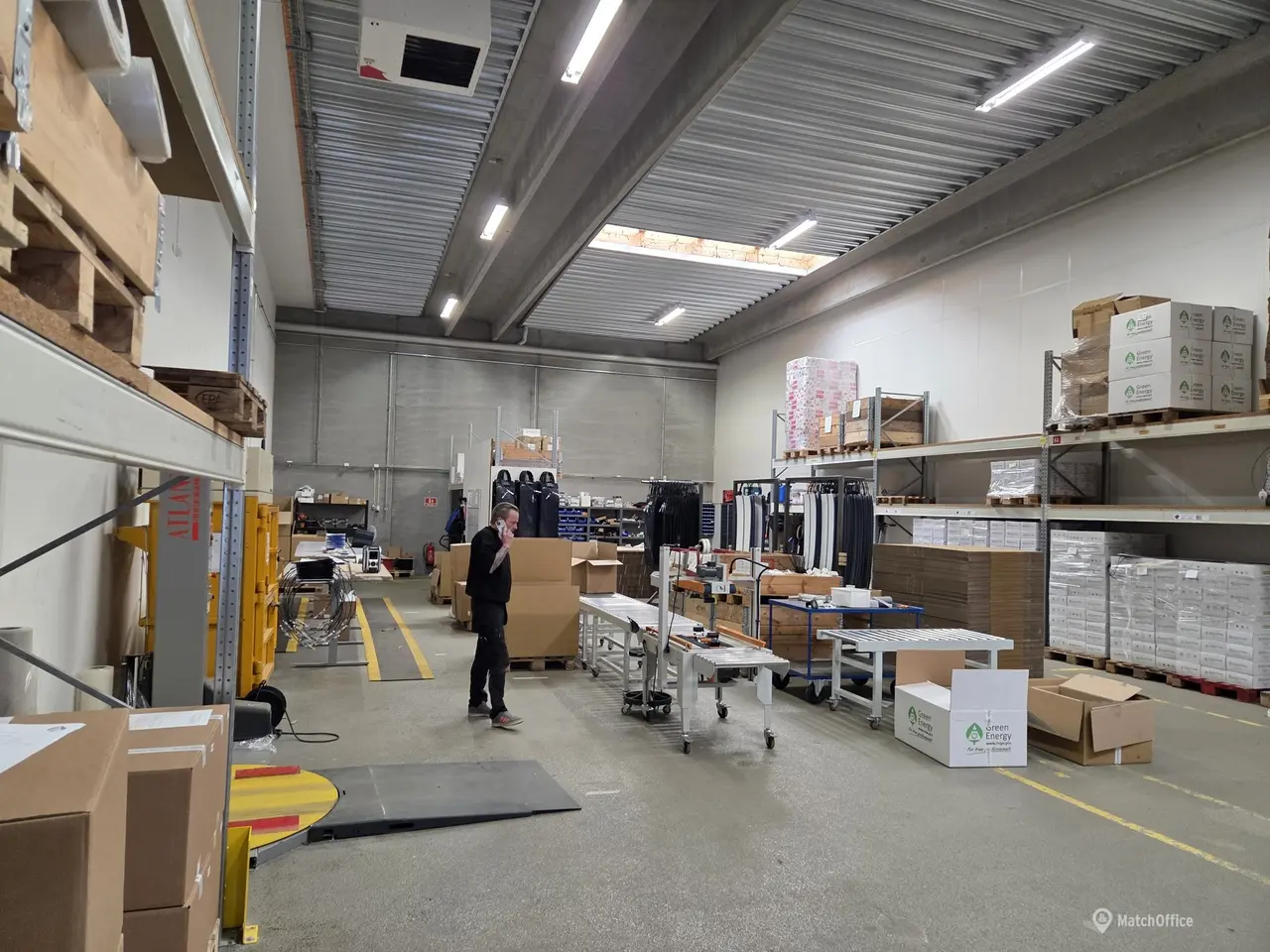 Billede 5 - Flot lager med kontor udlejes