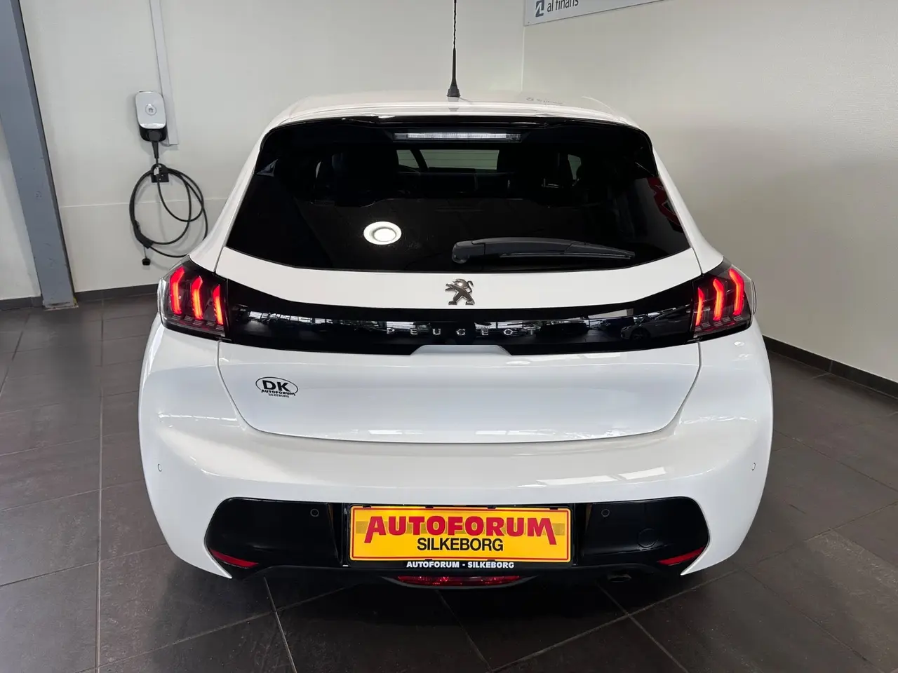 Billede 16 - Peugeot 208 1,2 PureTech 100 Allure EAT8 Van