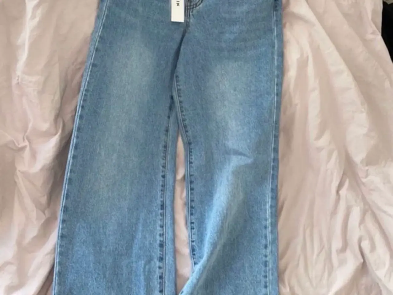 Billede 2 - Jeans i str s