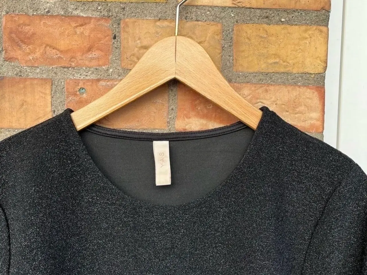 Billede 2 - YAS bluse
