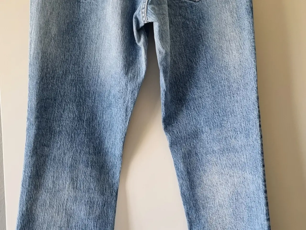 Billede 2 - Helt nye H&M DENIM jeans -Slim Straight High Waist