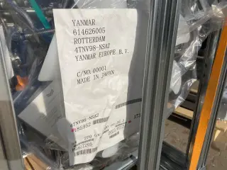 - - - incl. brændstofpumpe, starter og generator