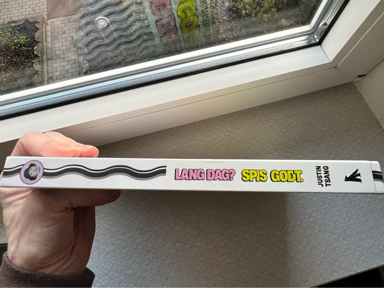 Billede 3 - Ny Kogebog  “Lang dag? Spis godt.” 