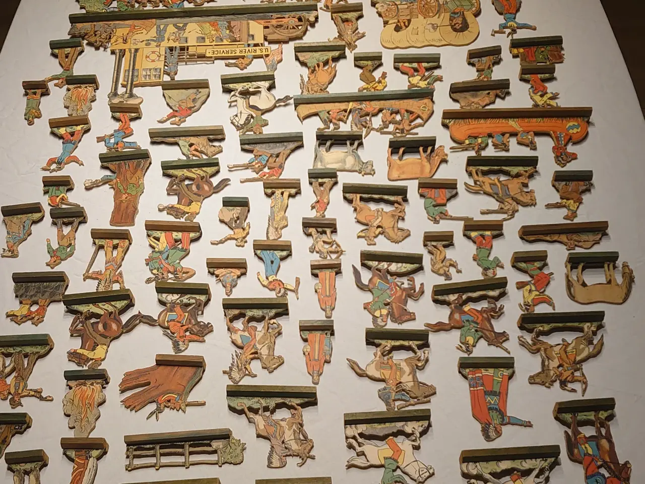 Billede 2 - Kæmpe træfigur samling, 90stk, 1950´erne