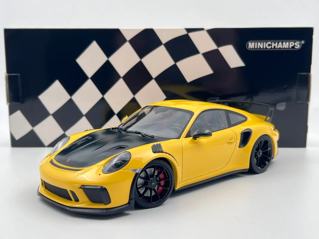 Billede 1 - 2019 Porsche 911 (991.2) GT3 RS 1 af 402 - 1:18